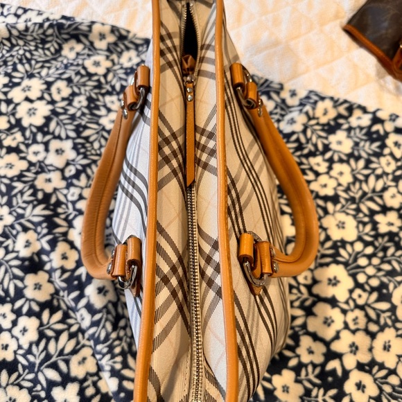 Burberry Beige and Brown Plaid Tote - Picture 7 of 11
